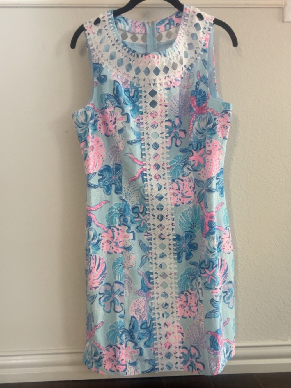 Lilly Pulitzer Size 8 Blue Pink Tropical Lace Shift Dress